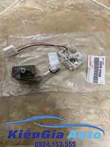 banphutungoto.vn-CẢM BIẾN BÁO XĂNG TOYOTA YARIS-833200D070-2