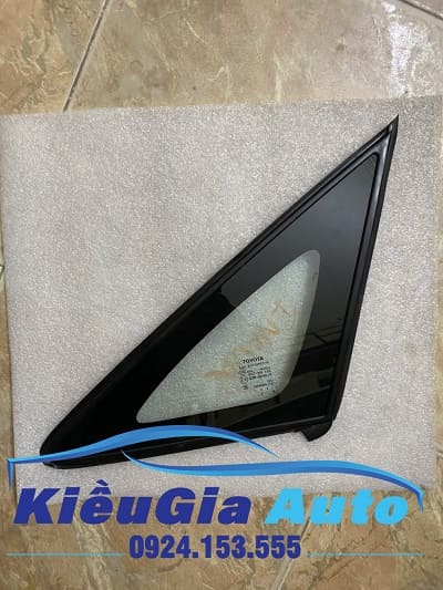 KÍNH TAM GIÁC TOYOTA INNOVA 1 Banphutungoto.vn - KÍNH TAM GIÁC TOYOTA INNOVA - 43R009629