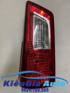 Banphutungoto.vn - ĐÈN HẬU TRONG TOYOTA INNOVA - 815900K050-1