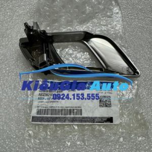 Tay mở cửa trong Ford Ranger Wildtrak 2014-2021
