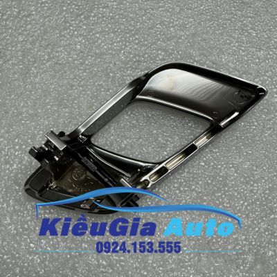 Tay mở cửa trong Ford Ranger Wildtrak 2014-2021 4 Tay mở cửa trong Ford Ranger Wildtrak 2014-2021 - Ảnh 4