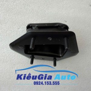 XƯƠNG ĐẦU SẮT XI PHẢI NISSAN SUNNY 6 11 Copy