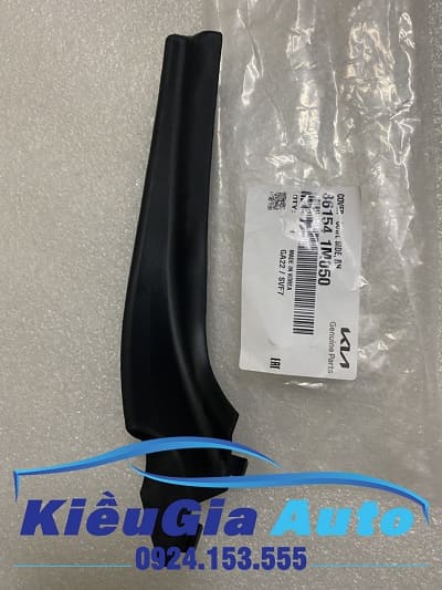 NẸP CHÂN KÍNH CHẮN GIÓ KIA CERATO 1 Banphutungoto.vn - NẸP CHÂN KÍNH CHẮN GIÓ KIA CERATO - 861541M050-1