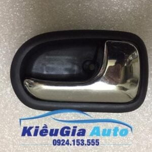 Banphutungoto.vn - Tay mở cửa trong Ford Everest - UM4658330A09
