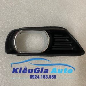 Banphutungoto.vn - Ốp đèn gầm Toyota Camry 2006 - 52128-33040