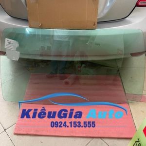Banphutungoto.vn - Kính chắn gió trước Suzuki Carry Pro 5 tạ - KG161122.1