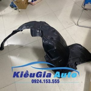 Banphutungoto.vn- Chắn bùn lòng dè trước Nissan Sunny - 638433AW0A