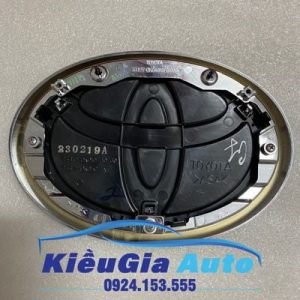 Banphutungoto.vn - Lô gô trước Toyota Hilux 2016-2023 - 753120K050.1