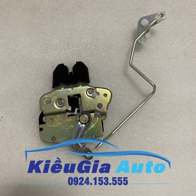 Khóa ngậm cốp hậu sau Ford Laser 2000-2005 2 Khóa ngậm cốp hậu sau Ford Laser 2000-2005 - Ảnh 2