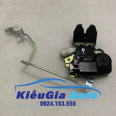 Khóa ngậm cốp hậu sau Mazda 323 1 Khóa ngậm cốp hậu sau Mazda 323