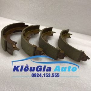 Má guốc phanh sau Toyota Hiace 1995-2004