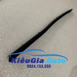 Nẹp chân kính trong Toyota Fortuner 2009-2015
