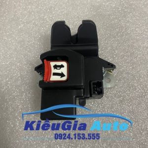 Ổ khóa ngậm cốp hậu sau Kia Cerato 2016-2018