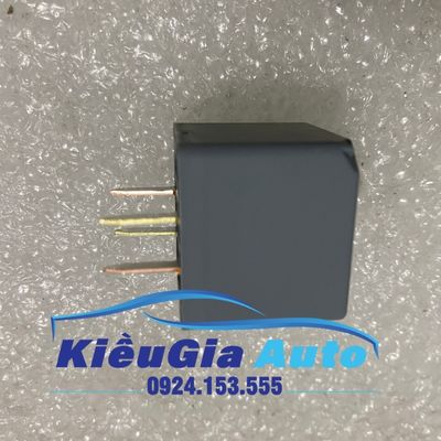 Rơ le quạt Daewoo Nubira 2000-2003 2 Rơ le quạt Daewoo Magnus