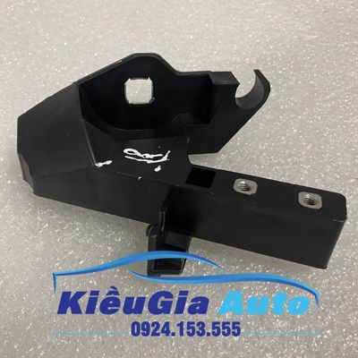 Tai cài cản trước Mercedes C180 W205 2014-2021 1 Tai cài cản trước Mercedes C180 W205 2014-2021