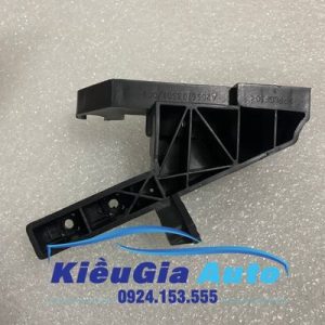 Tai cài cản trước Mercedes C180 W205 2014-2021 5 Tai cai can truoc Mercedes C250 W205 2014 2021 2