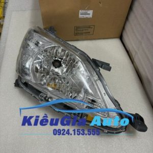 Đèn pha Toyota Innova 2012-2015 10 15 6 1