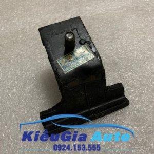 Cao su chân máy hộp số Suzuki 7 chỗ
