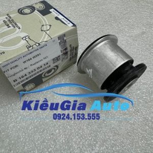 Cao su càng A dưới trước Mercedes GL450 W164 2006-2012