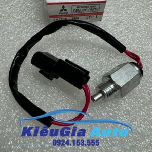 Cảm biến báo lùi Mitsubishi Zinger