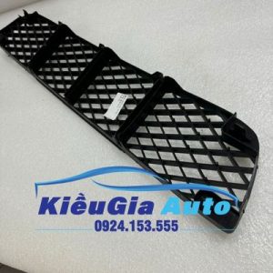 Lưới cản trước Mazda 323 2001-2004