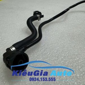 Ống nước vào bình nước phụ Mercedes C450 W205 2015-2016