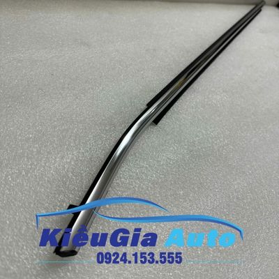Nẹp chân kính ngoài Toyota Camry 2012-2017 8 Nẹp chân kính ngoài Toyota Camry 2012-2017 - Ảnh 8