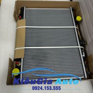 Két nước Mitsubishi Jolie 2003-2008