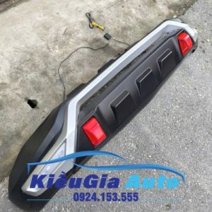 Ốp cản trước Mitsubishi Triton 2019-2023