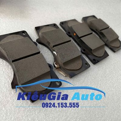 Má phanh (Bố thắng) trước Toyota Hilux 2016-2026 Má phanh (Bố thắng) trước Toyota Hilux 2016-2026