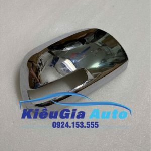 Ốp gương chiếu hậu Toyota Innova 2012-2015