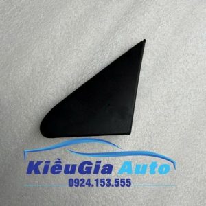 Ốp tam giác chân gương Toyota Vios 2008-2013